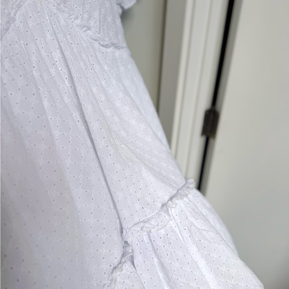 Zara White Eyelet Dress with Tie Back - Picture 5 of 8